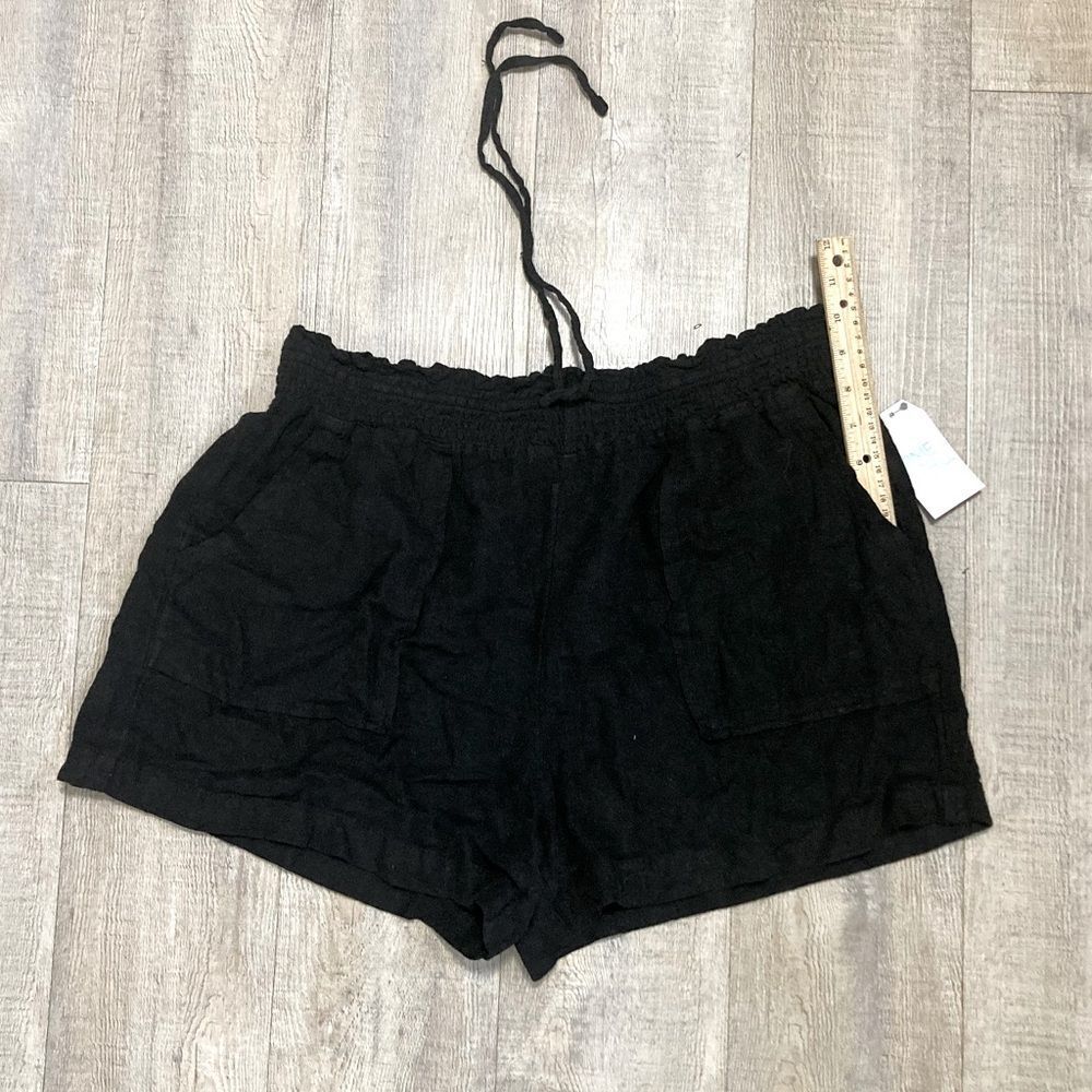 Linen-feel Shorts - Picture 3 of 4